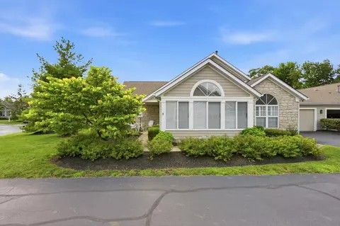 731 Windward Ln, Gahanna, OH 43230