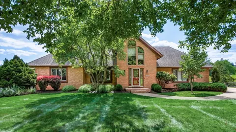 227 Bryn Du Dr, Granville, OH 43023