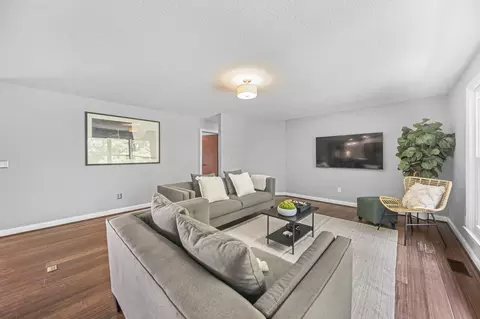 Living - 9670 Concord Rd, Dublin, OH 43017 photo 2 of 4