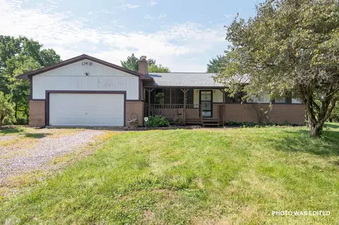 7827 Duvall Rd, Ashville, OH 43103