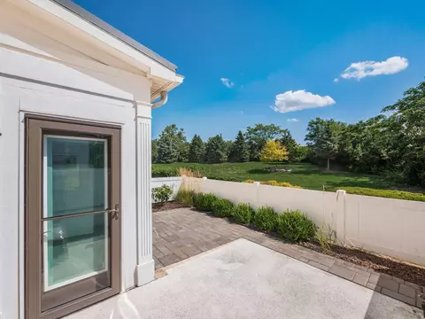 2738 Scioto Station Dr, Columbus, OH 43204