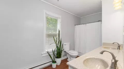 Bath - 28747 Murphy Rd, Logan, OH 43138 photo 3 of 4