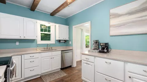 Kitchen - 28747 Murphy Rd, Logan, OH 43138 photo 3 of 5
