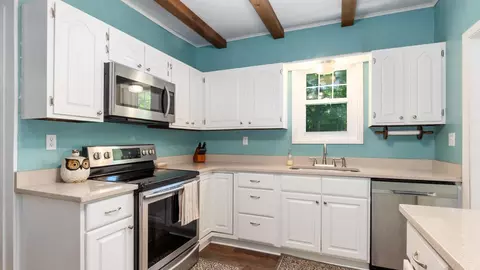 Kitchen - 28747 Murphy Rd, Logan, OH 43138 photo 2 of 5