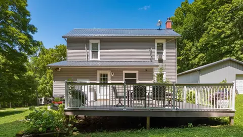 Exterior - 28747 Murphy Rd, Logan, OH 43138 photo 9 of 21