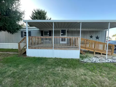 143 Oak Mnr, South Bloomfield, OH 43103