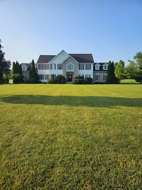 1045 Us Highway 42 SW, London, OH 43140