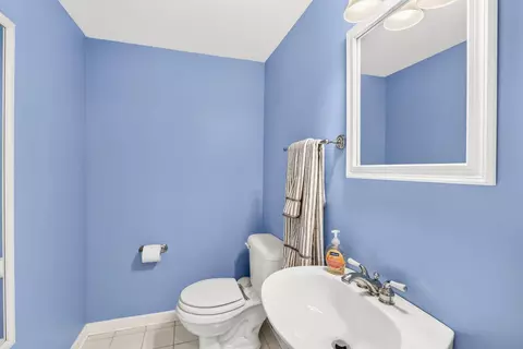 Bath - 5352 Aubrey Loop #7, Dublin, OH 43016 photo 4 of 4