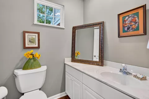 Bath - 5352 Aubrey Loop #7, Dublin, OH 43016 photo 3 of 4
