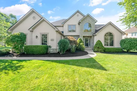 6717 Dunheath Cir, Dublin, OH 43016