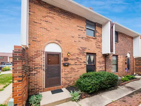 1832 Willoway Cir S, Columbus, OH 43220