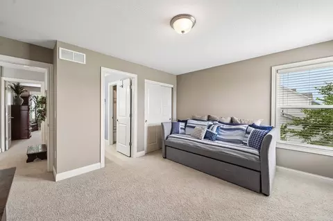 Entry Way - 727 Regency Bnd, Delaware, OH 43015 photo 10 of 10
