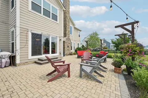 Exterior - 727 Regency Bnd, Delaware, OH 43015 photo 15 of 22