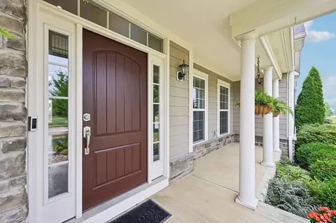 Entry Way - 727 Regency Bnd, Delaware, OH 43015 photo 1 of 10