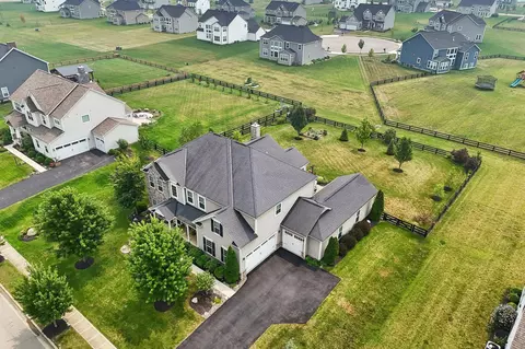 View/Area - 727 Regency Bnd, Delaware, OH 43015 photo 7 of 13