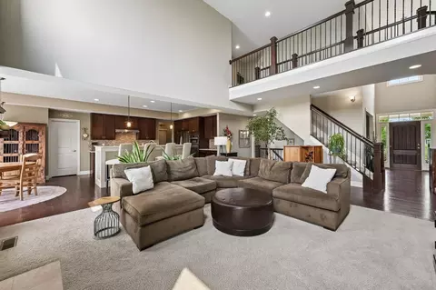Living - 727 Regency Bnd, Delaware, OH 43015 photo 2 of 5