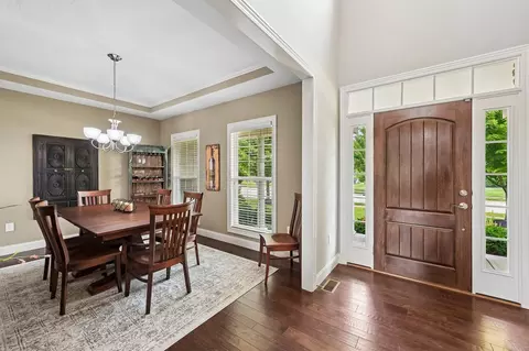 Entry Way - 727 Regency Bnd, Delaware, OH 43015 photo 6 of 10