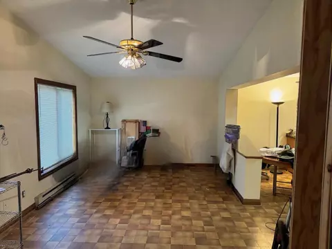 3908 Glenfield Rd, Columbus, OH 43232