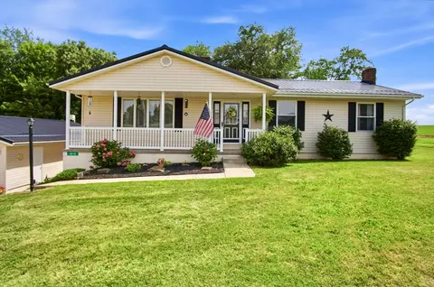 4210 Old Wheeling Rd, Zanesville, OH 43701