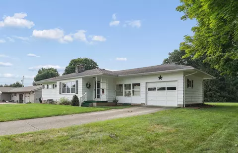 Exterior - 993 Lynwood Ave, Circleville, OH 43113 photo 9 of 9