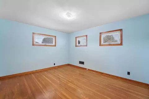Bedroom - 993 Lynwood Ave, Circleville, OH 43113 photo 1 of 4