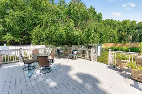 202 Deland Ave, Columbus, OH 43214