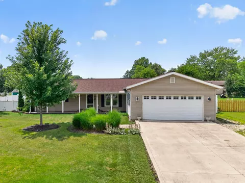 15753 Valleyview Dr N, Marysville, OH 43040
