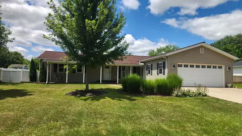 15753 Valleyview Dr N, Marysville, OH 43040
