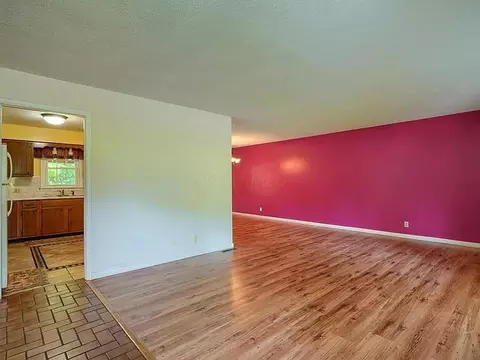 Living - 163 Burlington Rd, Jackson, OH 45640 photo 2 of 3