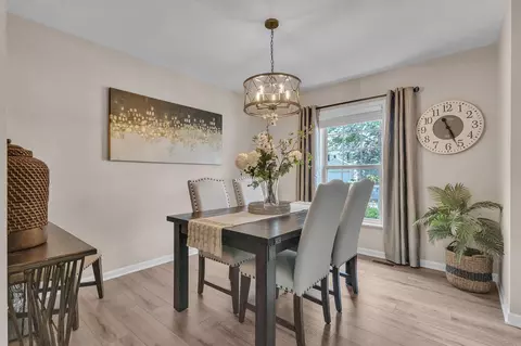 Dining - 231 Stonemast Loop, Pataskala, OH 43062 photo 2 of 2