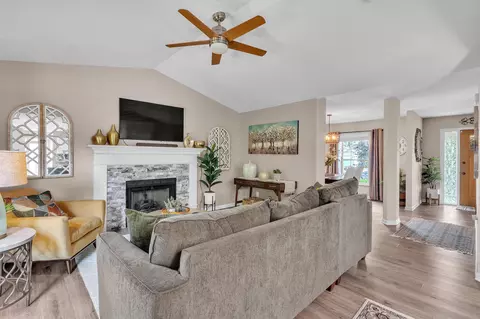 Living - 231 Stonemast Loop, Pataskala, OH 43062 photo 1 of 3