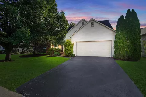 1811 Deer Crossing Dr, Marysville, OH 43040