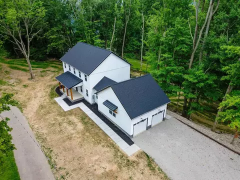124 E Walnut St, Chesterville, OH 43317