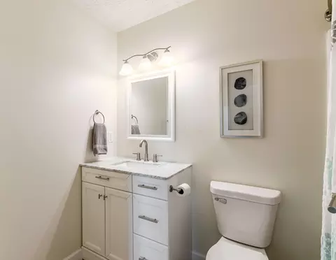 Bath - 3188 Eppleworth Dr, Dublin, OH 43017 photo 1 of 4