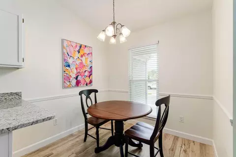 Dining - 3188 Eppleworth Dr, Dublin, OH 43017 photo 2 of 2
