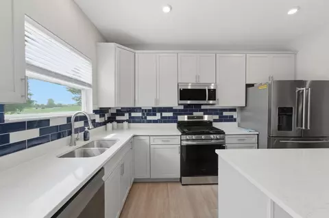 Kitchen - 1165 Cunningham Ave, Pataskala, OH 43062 photo 1 of 4