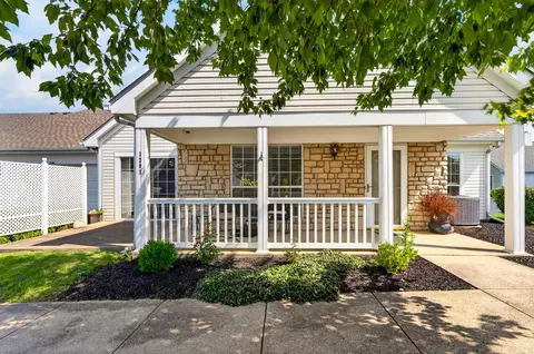 Exterior - 1291 Stratford Ct, Circleville, OH 43113 photo 4 of 4