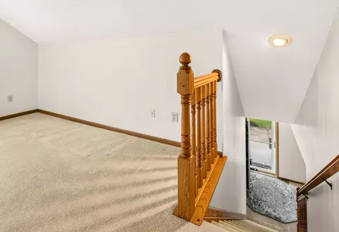 Entry Way - 1291 Stratford Ct, Circleville, OH 43113 photo 1 of 2