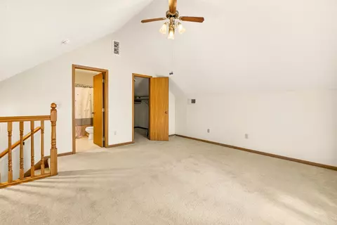 Bedroom - 1291 Stratford Ct, Circleville, OH 43113 photo 2 of 10