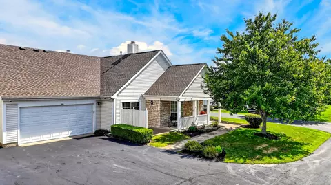 Exterior - 1291 Stratford Ct, Circleville, OH 43113 photo 3 of 4