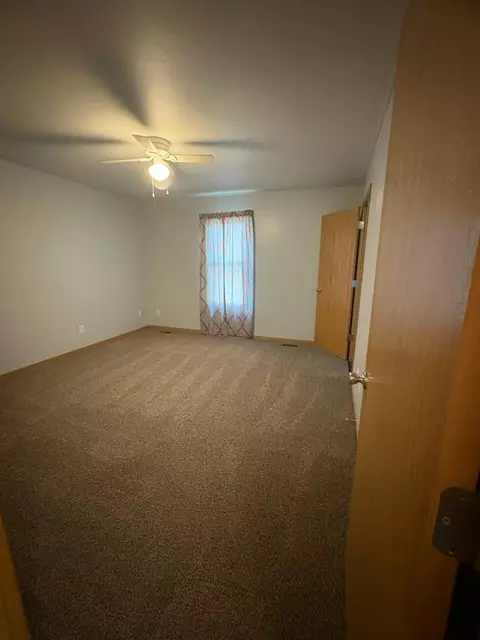 Bedroom - 136 Fairview Blvd, Circleville, OH 43113 photo 2 of 2