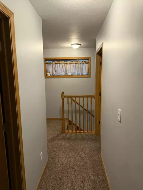 Entry Way - 136 Fairview Blvd, Circleville, OH 43113 photo 2 of 3