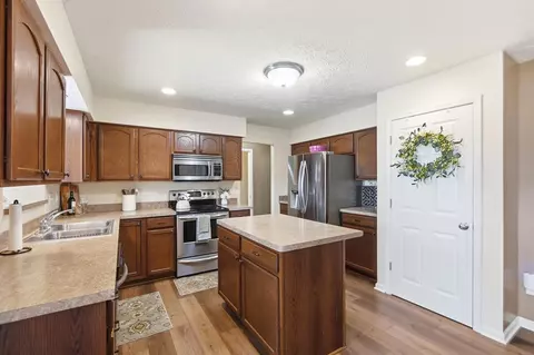 Kitchen - 1440 Shagbark St, Circleville, OH 43113 photo 1 of 2