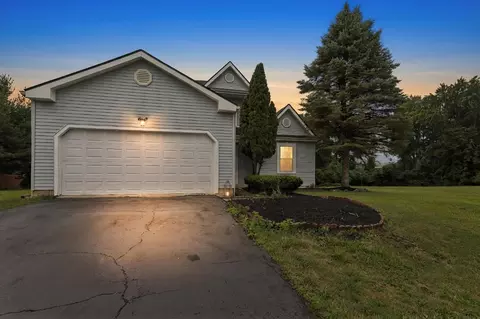 192 Strathsprey Dr, Blacklick, OH 43004