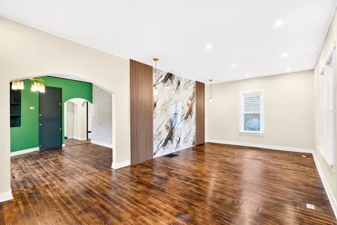 Living - 897 E 2nd St, Logan, OH 43138 photo 4 of 11