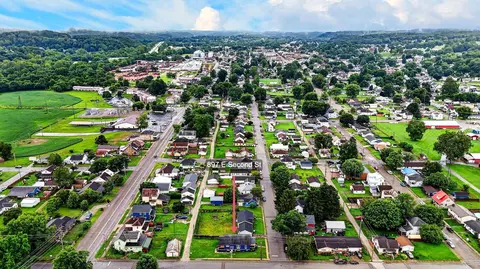 View/Area - 897 E 2nd St, Logan, OH 43138 photo 8 of 12