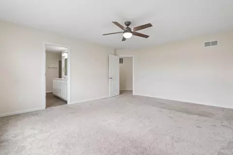 Bedroom - 260 Winter Shadow Loop, Delaware, OH 43015 photo 5 of 8