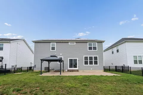 Exterior - 260 Winter Shadow Loop, Delaware, OH 43015 photo 6 of 11