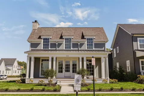 5535 Hickory Dr, Lewis Center, OH 43035