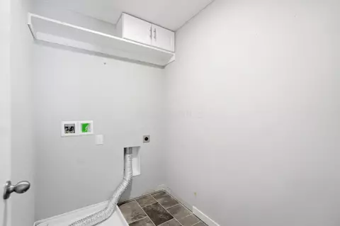 Other - 384 Kells Ct E, Newark, OH 43055 photo 8 of 9